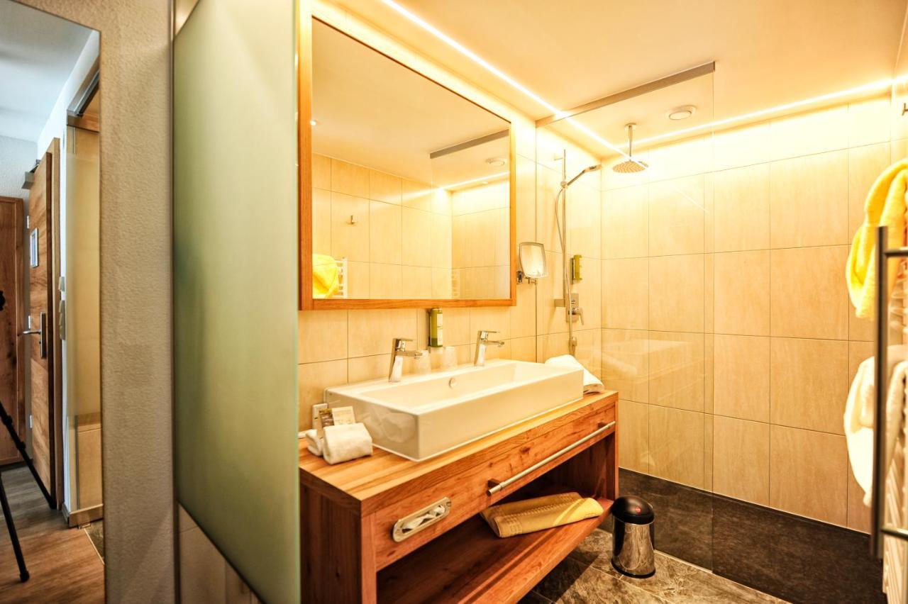 Superior Double Room,761635291:JPEG